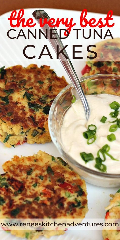 Tuna Cakes Easy, Firehouse Recipes, Seafood Cakes, Tuna Cakes Recipe, Tuna Fish Cakes, Tuna Patties Recipes, Lite Meals, Tuna Dishes, Tuna Fish Recipes