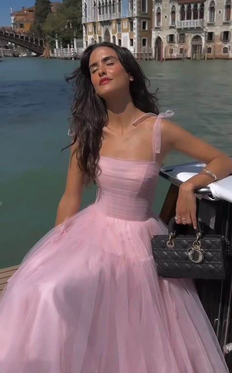 Pink Prom Dress Brunette, Baby Pink Dress Formal, Pink Birthday Dress Aesthetic, Birthday Outfit 17, Graduation Guest Dress, Tool Dresses, Pink Red Carpet Dress, Pink Princess Prom Dress, Light Pink Prom Dresses