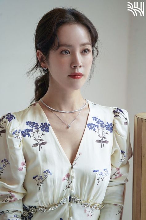 Han Jimin, Korean Drama Movies, Asian Doll, Korean Actresses, Korean Celebrities, Korean Actress, Korean Beauty, Asian Beauty, Women Girl