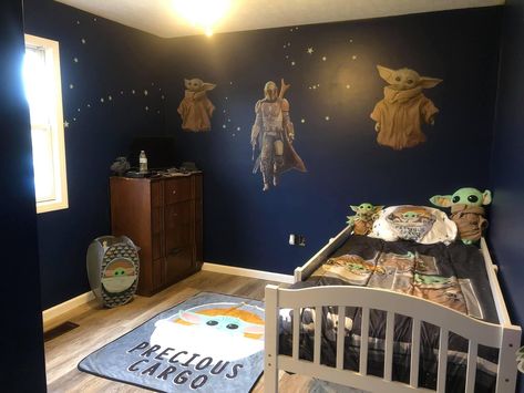 Baby Yoda Room Ideas, Star Wars Boys Bedroom, Star Wars Baby Room, Kids Bedroom Themes, Star Wars Bedroom, Star Wars Room, Baby Boy Room Decor, Kids Projects, Toddler Bedrooms