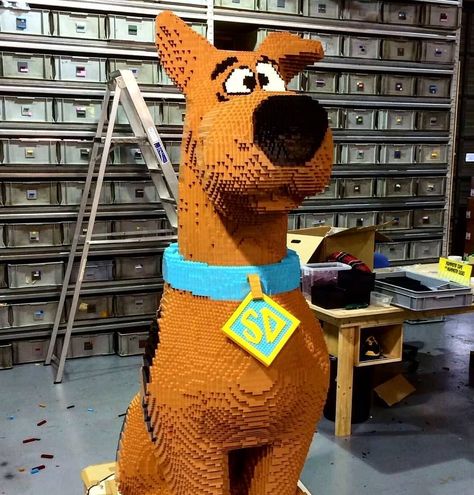 Lego Scooby Doo, Impulse Buying, Scooby Doo Pictures, Spooky World, Scooby Doo Mystery Inc, Scooby Doo Images, Scooby Doo Mystery Incorporated, Shaggy And Scooby, Scooby Doo Mystery