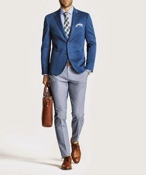 #Blazer #Azul #Intenso Blue Blazer Outfit, Blazer Outfits Men, Der Gentleman, Traje Casual, Blazer Blue, Men Formal, Nice Style, Men’s Suits, Mens Fashion Suits