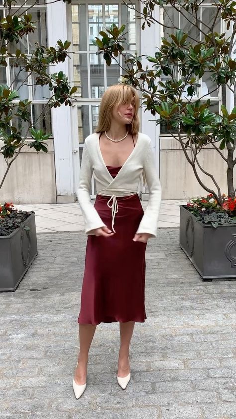 mypetite_frenchie on Instagram: This year’s favorite festive season color combination via @excess_only Follow @mypetite_frenchie for more Satin Dress With Cardigan, Ballerina Cardigan, Silk Dresses Outfit, Slip Dress Outfit, Pose Fotografi, Satin Slip Dress, 가을 패션, Dresses To Wear To A Wedding, Dress With Cardigan