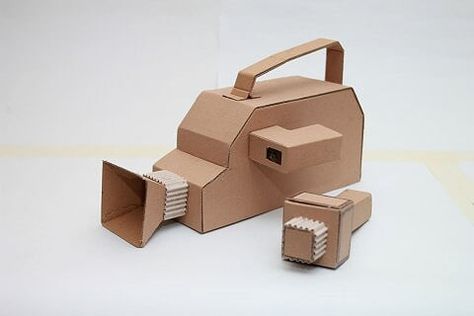 Diy Tv Camera Prop, Cardboard Camera Diy, Stuff To Make Out Of Cardboard, Cardboard Camera, Cardboard Props, Dramatic Play Themes, Cardboard Play, Film Equipment, Graphic Shapes Design