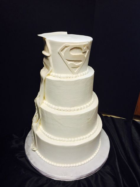 Superman Wedding Cake, Eagle Scout Cake, Superman Wedding, Wedding Cake Peonies, Three Tier Wedding Cake, Marvel Wedding, Cakes Simple, Superman Cakes, Superhero Wedding