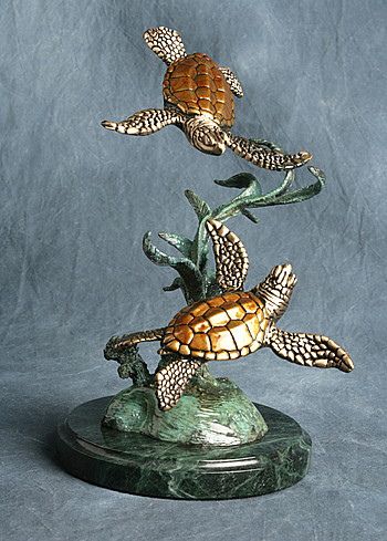 turtles Bebéeees, tortuguitos, el mejor regalo que podrían darme ❤-❤. Estoy completamente enamorada, ¡COMPLETAMENTE , DIJE! ❤ - ❤ Lily Tattoos, Merek Mobil, Sea Turtle Pictures, Turtle Homes, Turtle Sculpture, Sea Turtle Art, Turtle Decor, Turtle Figurines, Turtle Jewelry