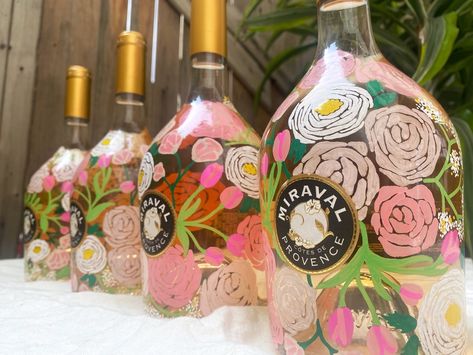 thankful for an earth that makes beautiful flowers that I can paint -- #liebandrose #artistsofnyc #earthday #paintedflorals #handpaintedbottles #rose #pinkflowers #womanownedbusiness #nycsmallbusiness #weddinginspo #bridalshower Bottle Decoupage, Bottle Decorations, Fairy Lights Decor, Colour Flowers, Hand Painted Wine Bottles, Painting Night, Painted Bottles, Decorative Bottles, Lights Decor