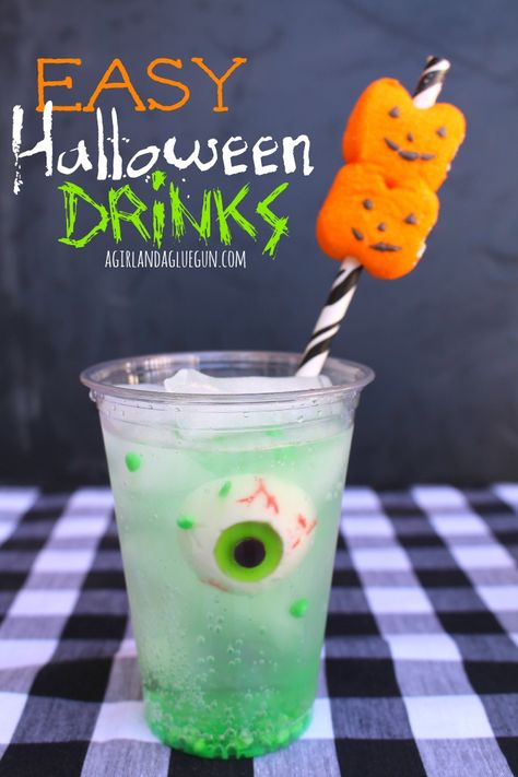 Halloween Eyeball Drink Holiday Party Kids Food, Alcohol Punch, Tonic Cocktails, Halloween Recipes Drinks, Halloween Sleepover, Cupcake Diaries, Halloween Party Drinks, Holiday Party Kids, Halloween Drink