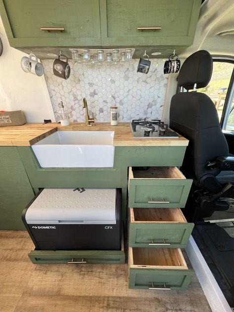 Camper Van Kitchen, Diy Van Conversions, Auto Camping, Camper Interior Design, Van Storage, Build A Camper Van, Van Life Diy, Build A Camper, Campervan Interior