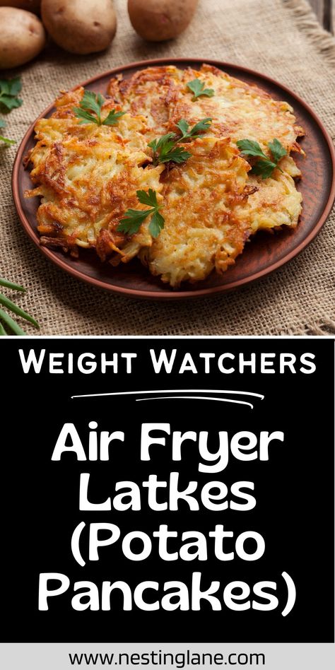 Introducing the Healthier WW Friendly Air Fryer Latkes Recipe.Elevate your breakfast experience with this delightful vegetarian dish that's both family-friendly and low in fat. These delectable potato pancakes, cooked to crispy perfection in the air fryer, make an excellent addition to your brunch spread. Featuring grated potatoes, onions, and a straightforward blend of eggs and cornstarch, these latkes offer a healthier take on a beloved favorite. Weight Watchers Air Fryer, Crispy Potato Pancakes, Latkes Recipe, Potato Pancakes Recipe, Scallion Sauce, Ww Breakfast, Breakfast Potato Casserole, Potatoe Pancake Recipe, Air Fryer Recipes Vegetarian