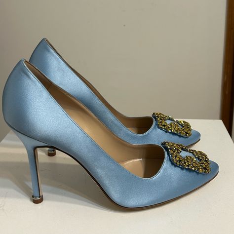 Brand New Powder Blue Manolo Blahnik Hangisi 105mm Heel Eu 38.5/Us 8.5 The Shoe Speaks For Itself - Literal Perfection For The Spring/Summer Or Ideal For Your “Something Blue” Wedding Accessory. Purchased Last Year And Never Wore Them. Gained Weight And Unfortunately, My Feet Are Now Too Wide For These Shoes. My Heartbreak Is Your Joy. You Will Receive: Heels Original Box Original Dust Bag Original Stuffing Powder Blue Shoes, Blue Manolo Blahnik Shoes, Manolo Blahnik Hangisi Blue, Wedding Color Blue, Blue Manolo Blahnik, Blue Satin Shoes, Manolo Blahnik Lurum, Powder Blue Wedding, Manolo Blahnik Hangisi