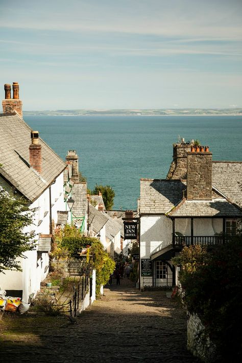 Ireland Countryside, Places In England, English Village, British Countryside, Beautiful Villages, English Countryside, England Travel, Uk Travel, Pretty Places