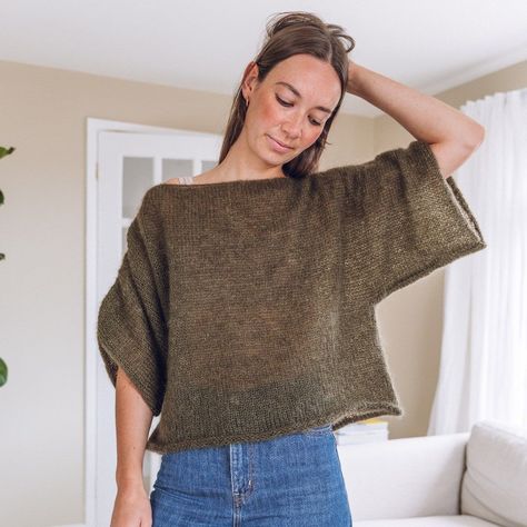 A super soft and slouchy mohair layer perfect for beginner knitters. Mohair Yarn Projects, Slouchy Sweater Pattern, Mohair Top, Spring Knitting, Tunic Knitting Patterns, Slouchy Top, Knitting Kit, Lace Weight Yarn, Slouchy Sweater