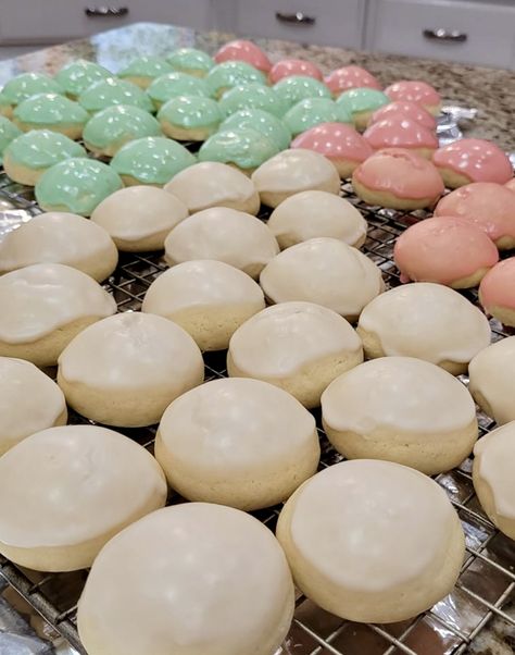 Limoncello ricotta cookies show their true colors! 🇮🇹🇮🇹 Isda Recipes, Ricotta Cookies Recipe, Ricotta Cookies, Pink Icing, Cookie Ball, Baking Mat, Ricotta Cheese, Cookie Scoop, Baking Sheets