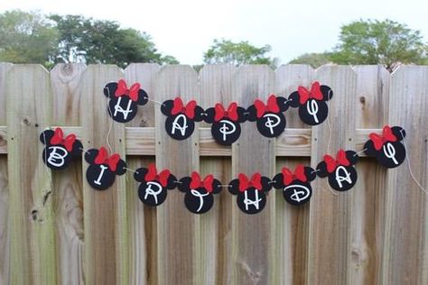 Happy Birthday Disney, Birthday Games For Kids, First Birthday Games, Girl Birthday Decorations, Birthday Party For Teens, Minnie Party, Mickey Party, Mickey Birthday, Minnie Mouse Birthday Party