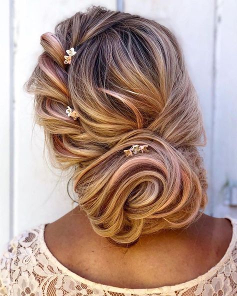 Wedding Updos For Long Hair ❤ We have collected the most outstanding wedding updos for long hair. Opt the best variant for your inspiration! Be trendy on your wedding! #weddingforward #wedding #bride #WeddingHairstyles #WeddingUpdosForLongHair Long Hair 2022, Long Hair Wedding Updos, Wedding Updos For Long Hair, Mother Of The Bride Hairdos, Medium Length Hairdos, Updo Bun, Updos For Long Hair, Hair 2022, Wedding Hair Up