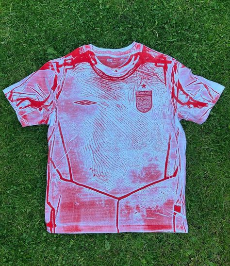 Human Rights trompe England football jersey print tshirt via @joevexed England Football Jersey, Arsenal Jersey, England Football, Project Inspiration, Football Jersey, Football Jerseys, Human Rights, Tshirt Print, Screen Printing