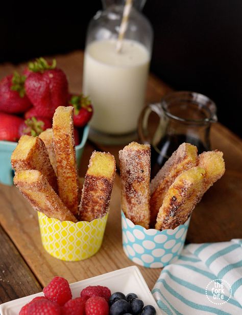 Easy Cinnamon French Toast Sticks Recipe | THE FORK BITE Cinnamon French Toast Sticks, Easy Cinnamon French Toast, Leftover Bread Recipes, French Toast Sticks Recipe, French Toast Sticks, Cinnamon French Toast, Leftover Bread, Appetizers Easy Finger Food, Party Appetizers Easy