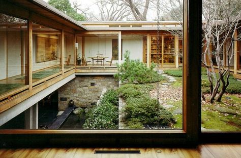 Junzo Yoshimura, Japanese Mid Century Modern, Mountain Villa, Diy Ikea, Courtyard House, Mid Century Modern House, House Goals, Dream House Decor, House Inspo