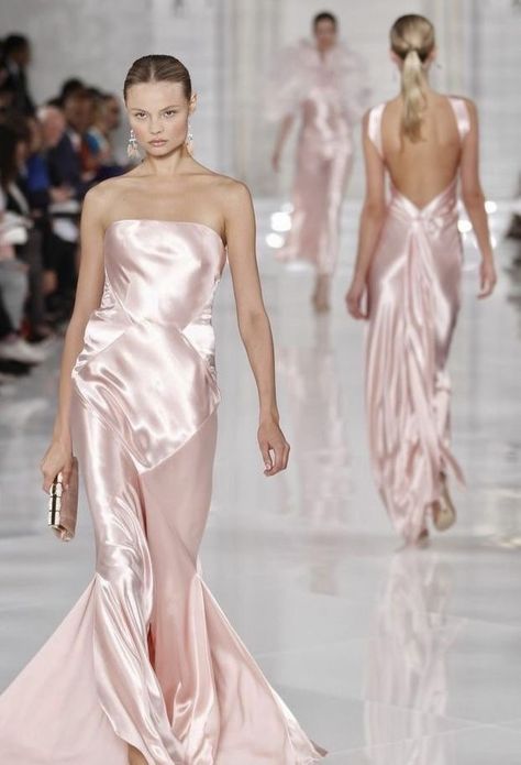 Pink Runway, Pink Aura, Malibu Barbie, Pink Dresses, Milk Bath, Blair Waldorf, Dance Dress, Everything Pink, Pink Princess