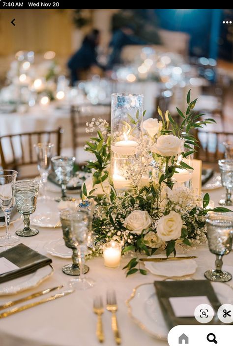 Wedding Table Decorations Elegant Modern, Greens And White Wedding Decor, White And Gold Wedding Table Decor, White And Green Wedding Aesthetic, White Green Gold Wedding Table Decor, Sage And Champagne Wedding Centerpieces, Wedding Reception Ideas Green, Classy Timeless Wedding Decor, Light Green Wedding Decor