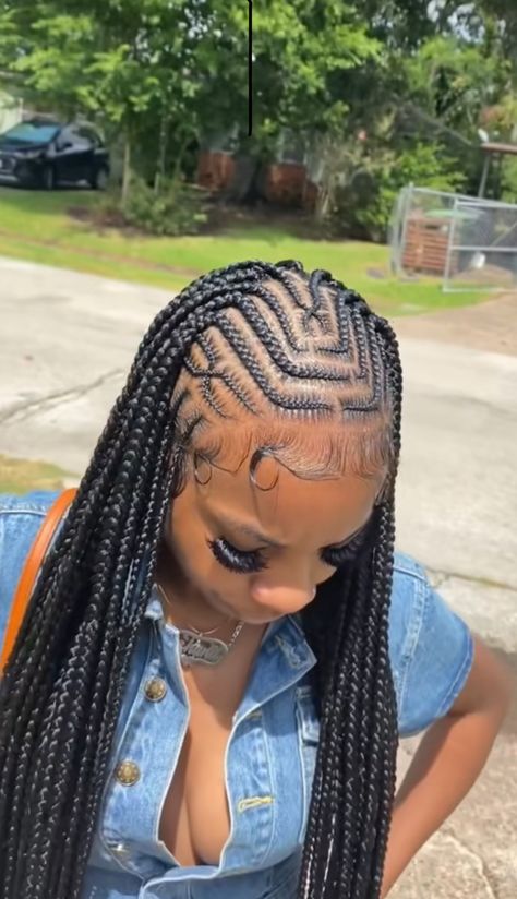 Corn Row In Front Box Braids In Back, Straight Back Boho Cornrows, Fulani Braid Pattern, Cornrows With Knotless Braids, Tribals With Knotless Braids Hairstyle, Fulani Braids Side Part, Cute Braided Hairstyles For Black Women, Protective Braid Styles, Braids For Teens