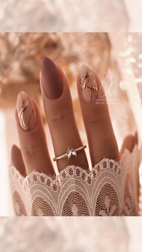 Taupe Nails Designs, Beige Nails Design, Taupe Nails, Acrylic Nails Almond Shape, White Gel Nails, Cute Nail Colors, Gel Acrylic Nails, White Pastel, Beige Nails