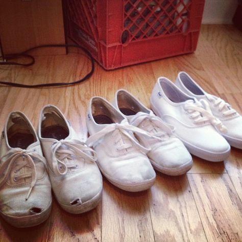 Keds Outfit, Keds Outfits, Tretorn Sneakers, White Keds, White Canvas Shoes, Keds Style, Custom Shoes Diy, Keds Champion, Shoes Diy