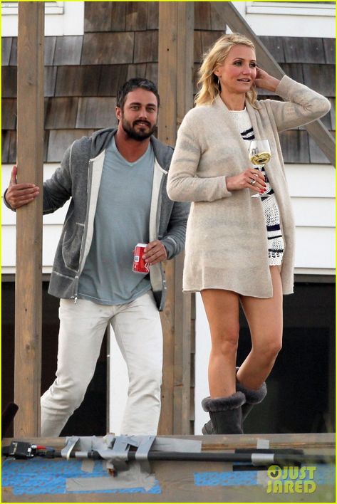 The Other Woman Outfits, Cameron Diaz The Other Woman, Can Of Beer, Taylor Kinney Chicago Fire, Kelly Severide, Human Pose, The Other Woman, Taylor Kinney, Walking On Sunshine