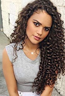 Madison Pettis, Sew In Hair Extensions, Hair And Beauty Salon, Nicki Minaj, Pretty Woman, Curly Hair, Natural Hair Styles, Curly Hair Styles, Hair Color