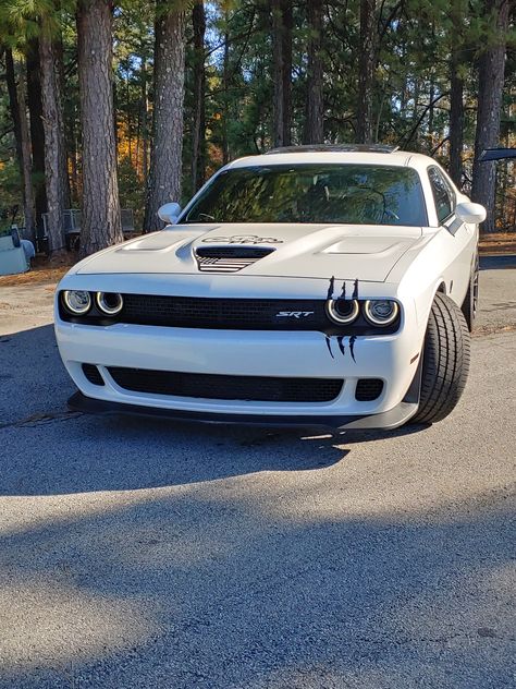 White Hellcat, White Challenger, Doge Challenger, White Charger, Charger Srt Hellcat, Dodge Challenger Hellcat, Dodge Srt, Challenger Srt Hellcat, 2015 Dodge Challenger