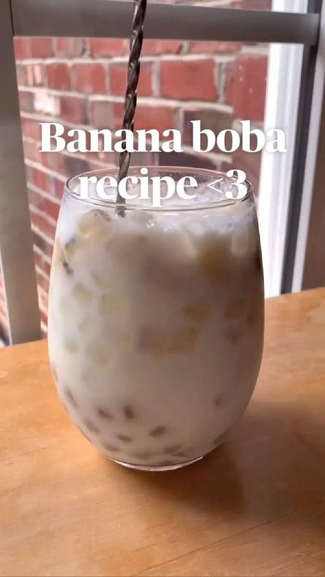 Banana Boba, Fish And Ski Boats, How To Make Boba, Drink Boba, Boba Tea Recipe, Boba Recipe, Bubble Tea Recipe, Milk Tea Recipes, Boba Drink