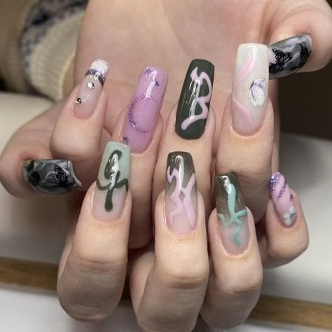 txt temptation nail inspo ★ Kpop Acrylic Nails Txt, Txt Nails Designs Loser Lover, Txt Inspired Nails Temptation, Kpop Inspired Nails Txt, Txt Concert Outfit Sweet Mirage, Txt Sweet Mirage Outfits, K Pop Nails Txt, Txt Nail Art, Txt Inspired Nails