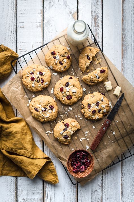 Cookies Pictures, Food Photography Cake, Bakery Photography, Cookie Photography, Cookies Photography, Food Photography Dessert, Cookie Pictures, Food Flatlay, Baking Photography