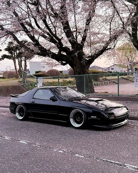 Mazda RX7 FC ❤️  @x76050 #jdm #supercars #rx7 #mazda #iconiccars #car #cars Fc3s Rx7, Rx7 Mazda, Rx7 Fc3s, Fc Rx7, Rx7 Fc, Initial D Car, Rich Cars, Slammed Cars, Best Jdm Cars