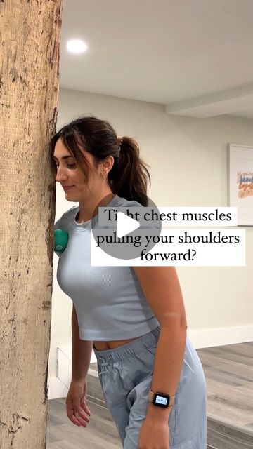 Stretching Pectoral Muscles, Chest Massage Exercises, Neck Hump, Muscle Relaxation, Exercise Program, Chest Muscles, Work With Me, Poor Posture, A Massage