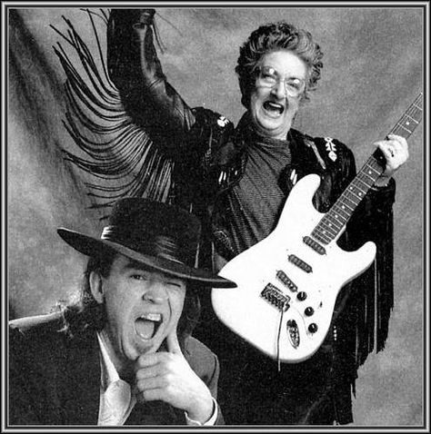 Stevie Ray Vaughn and his mom - Martha Stevie Ray Vaughn, Blues Musicians, Ray Vaughan, Blues Artists, Stevie Ray Vaughan, Stevie Ray, Blues Guitar, Guitar Hero, Blues Music