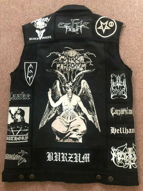 Battle Jacket Ideas Metal, Black Metal Jacket, Black Metal Battle Jacket, Metal Battle Jacket, Metal Vest, Black Metal Fashion, Crust Pants, Spikes Fashion, Battle Jackets