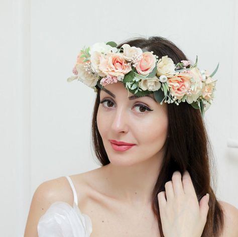 Hey, I found this really awesome Etsy listing at https://www.etsy.com/listing/286610783/bridal-floral-crown-flower-headband Wedding Flowers Gypsophila, Boho Floral Crown, Flower Head Wreaths, Navy Wedding Flowers, Bridal Flower Headband, Church Wedding Flowers, Bridal Floral Crown, Simple Wedding Flowers, Cheap Wedding Flowers