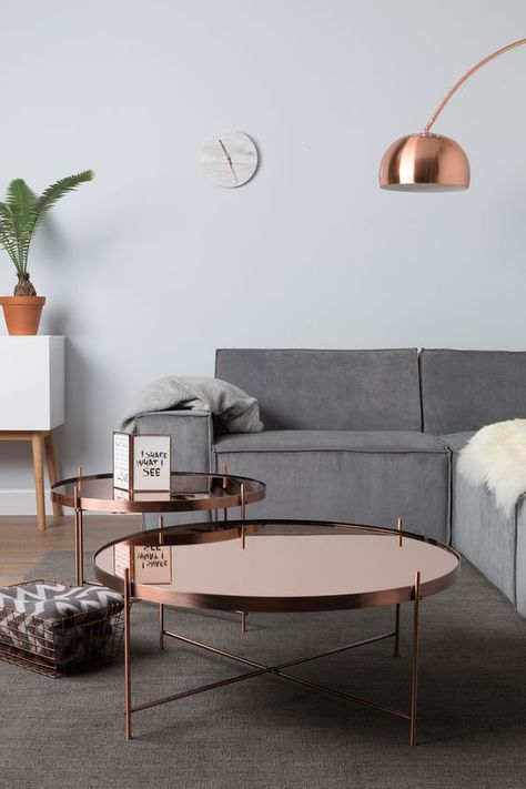 17 Inspirational Ideas To Decorate Your Home With Copper Elements Monochrome Living Room, Koti Diy, Interior Boho, Living Room Colors, A Living Room, Coffee Table Design, Design Case, My New Room, Room Colors