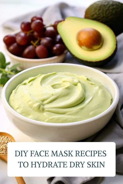 It can be challenging to find products that truly hydrate dry skin. Fortunately, homemade face masks for dry skin can be a natural and cost-effective solution. Hydrate Skin Face, Masks For Dry Skin, Diy Face Mask Recipes, Hydrating Face Mask Diy, Dry Skin Face Mask, Dry Face Mask, Best Homemade Face Mask, Dry Skin Diy, Face Mask Ingredients