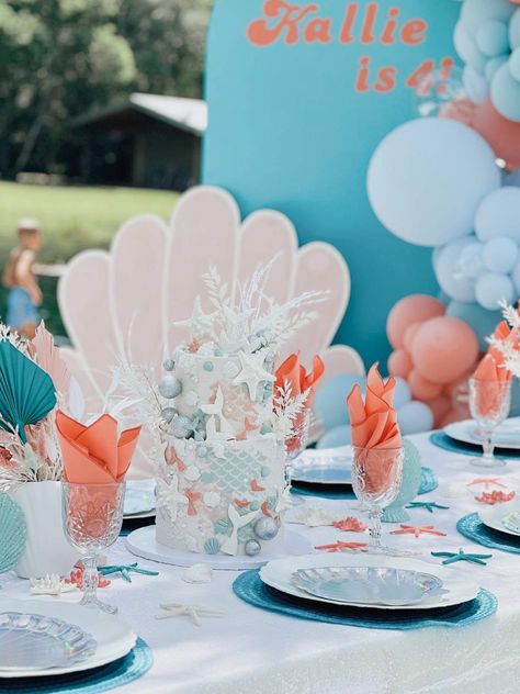 Mermaid Picnic | CatchMyParty.com Mermaid Picnic, Summer Party Ideas, Mermaid Summer, Mermaid Photos, Princess Ariel, Mermaid Birthday Party, Mermaid Birthday, Summer Parties, Princess Party