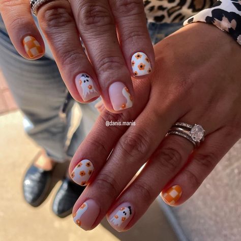 🍂✨ Fall Nail Inspo Alert! Save this post for your next nail appointment and share it with your friends who need fall nail inspo too! 🎨💅 🍁 Get ready to elevate your autumn nail game with these stunning sets I created last year! From rich warm tones to fun fall details, these designs are perfect for all the cozy vibes ☕️🍂 🍁Whether you’re a nail artist looking for fresh ideas or a nail lover seeking your next favorite manicure, I’ve got you covered! #FallNailInspo #AutumnNailArt #NailDes... Ghost Nails, Fall Nail Inspo, Nail Appointment, Autumn Nail, Autumn Nails, Autumn Vibes, Cozy Vibes, Fall Nail, Nail Games