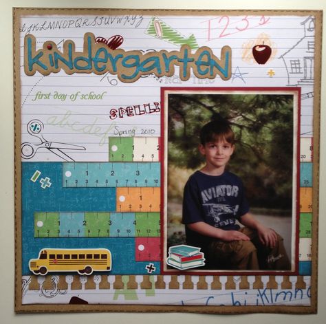 School Layout, School Scrapbook Layouts, School Scrapbook, Fall Scrapbook, Kids Scrapbook, Family Scrapbook, School Pictures, Scrapbook Sketches, Photo Scrapbook