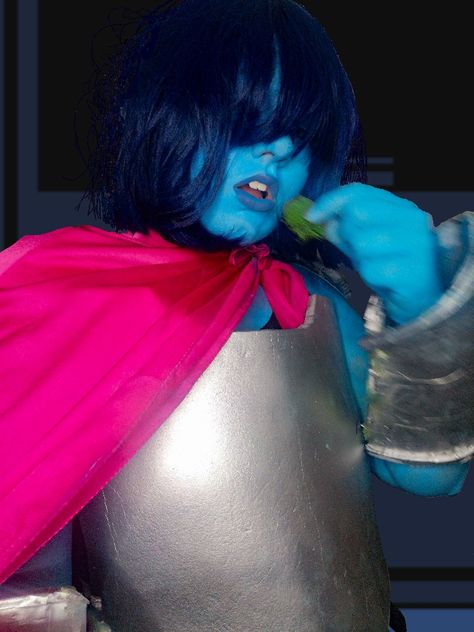 Cosplayed kris from Deltarune Photo #4 out of 4 Moss Kris Cosplay, Kris From Deltarune, Deltarune Cosplay, Mens Halloween Costumes, Anime Animals, Cosplay Makeup, Halloween Costumes Women, Simple Makeup, Costume Design