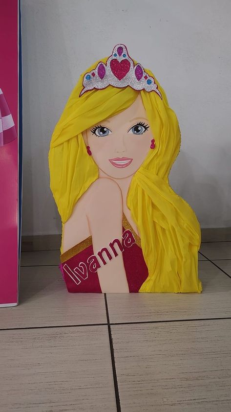 Mermaid Pinata, Homemade Pinata, Barbie Decorations, Princess Jasmine Birthday Party, Barbie Party Decorations, Barbie Theme Party, Buddha Art Drawing, Piñata Ideas, Barbie Box