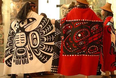 Button Blanket, Native Clothes, Arthur Erickson, Arte Haida, Native Regalia, Pacific Northwest Art, Haida Gwaii, Costumes Around The World, Native American Regalia