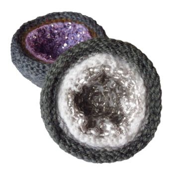 Granite one, Perlite one – Knitting Rocks | Geological Society of London blog Fancy Crochet, Stash Buster, Felted Art, Knit Toys, Knitting Tips, Yarn Stash, Knitted Wit, Crochet Sewing, Yarn Projects