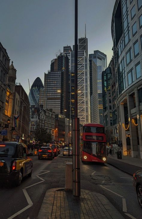 London aesthetic skyline, gherkin, Liverpool Street Streets Of London Aesthetic, London Street Aesthetic, Liverpool Aesthetic, London England Aesthetic, Aesthetic Skyline, London Wallpaper, England Aesthetic, London Aesthetic, Liverpool Street