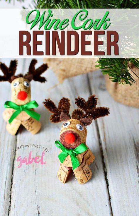 Cork Reindeer Diy, Wine Cork Xmas Ornaments, Wine Cork Reindeer How To Make, Reindeer Diy Ornament, Wine Cork Animals Diy, Ornament Contest, Wine Cork Reindeer, Corks Crafts, Cork Reindeer